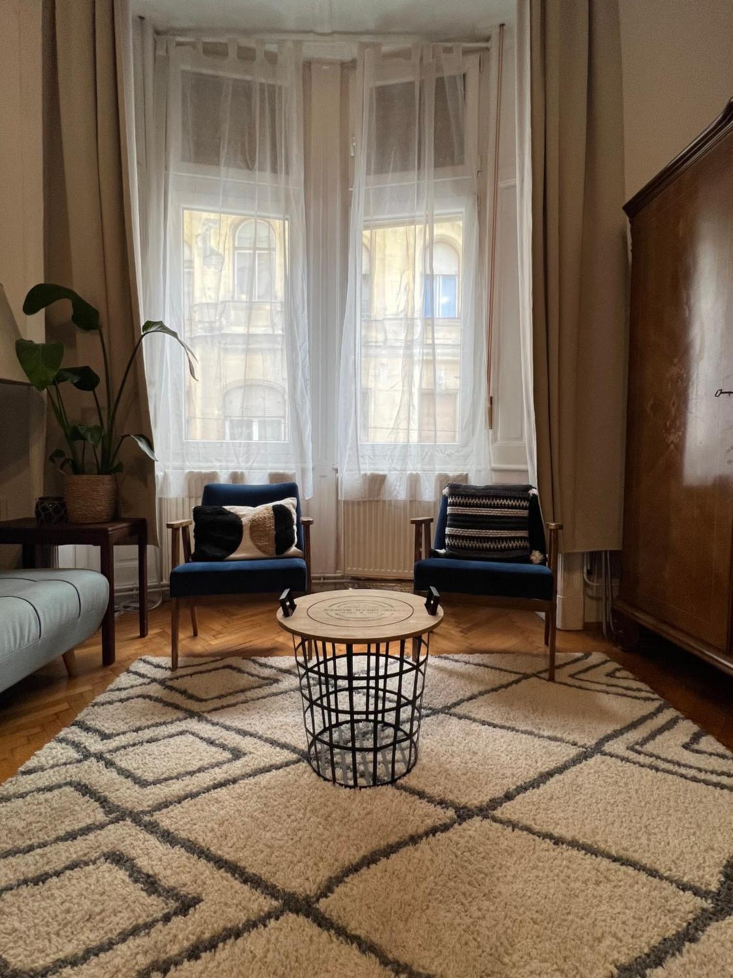 Rustic Apartment In Downtown Of Boedapest Buitenkant foto
